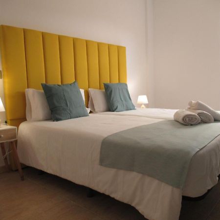 Bristol Likehome, By Comfortable Luxury Коралео Екстериор снимка