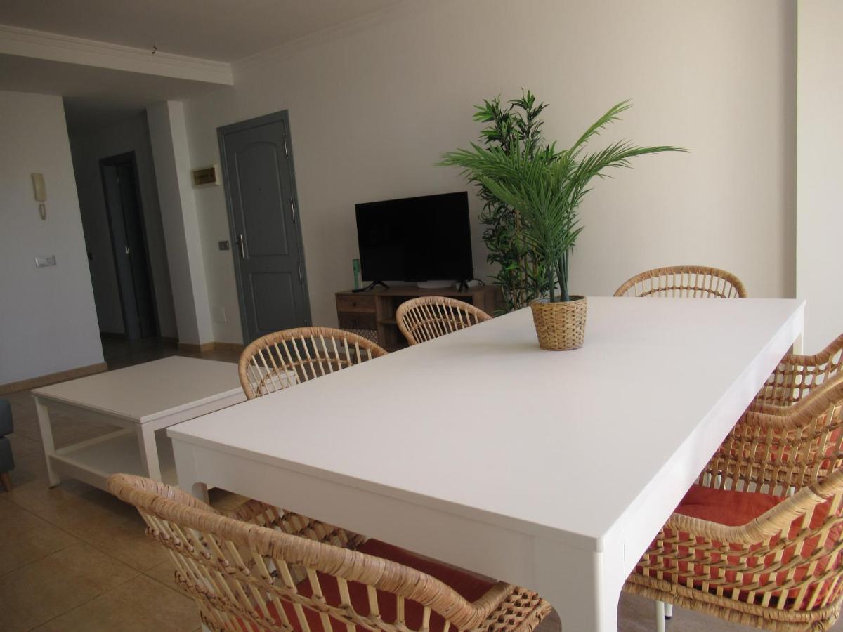 Bristol Likehome, By Comfortable Luxury Коралео Екстериор снимка